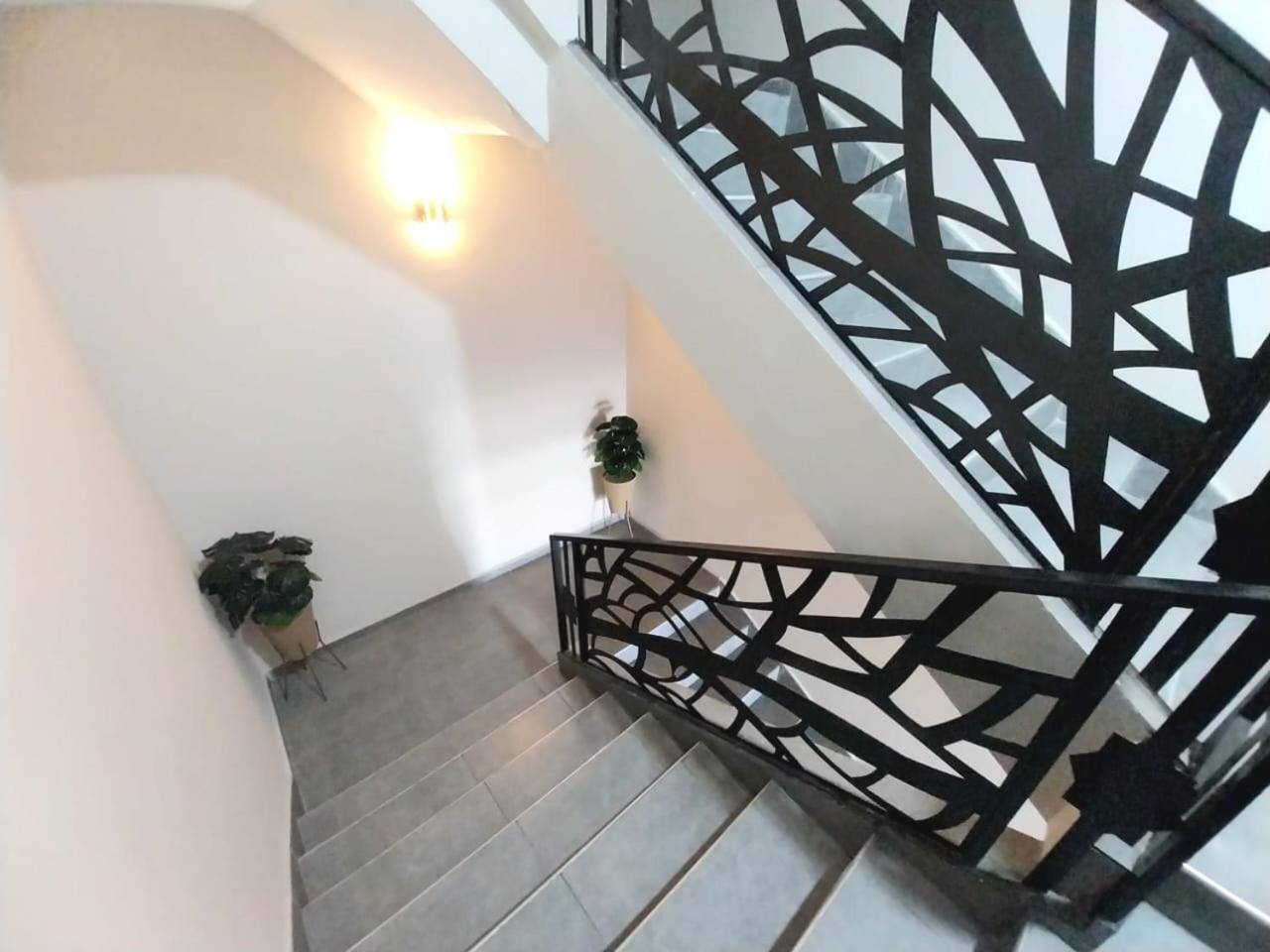 Appartement Cosy Proche Aeroport Deroua ภายนอก รูปภาพ
